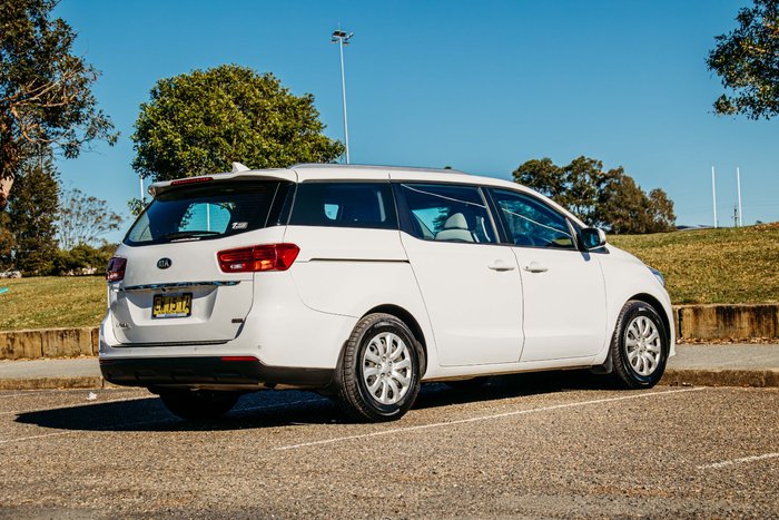 2020 Kia Carnival S