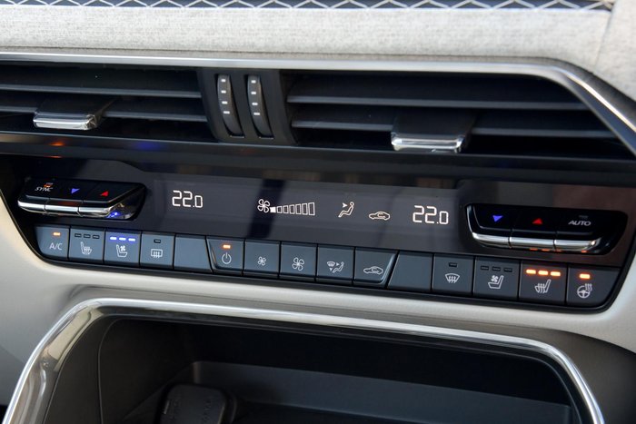 2024 Mazda CX-60 D50e Azami