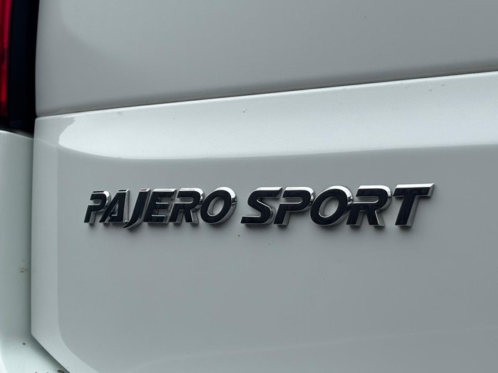 2023 Mitsubishi Pajero Sport GLS