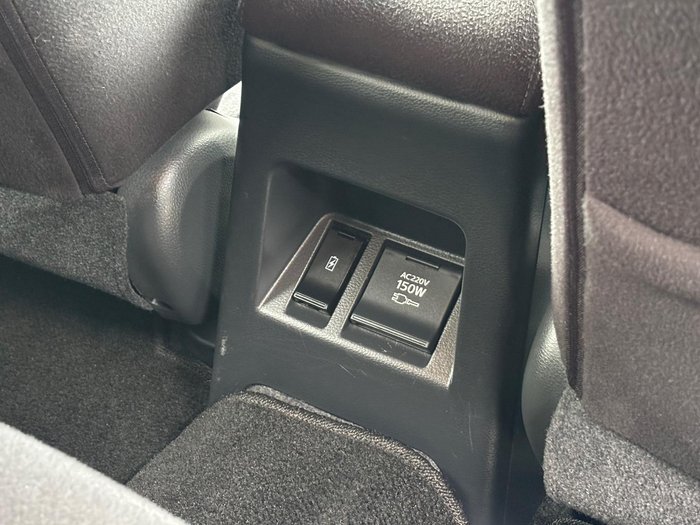 2023 Mitsubishi Pajero Sport GLS