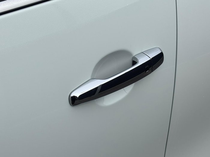 2023 Mitsubishi Pajero Sport GLS