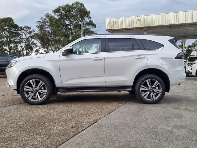 2025 Isuzu MU-X LS-T