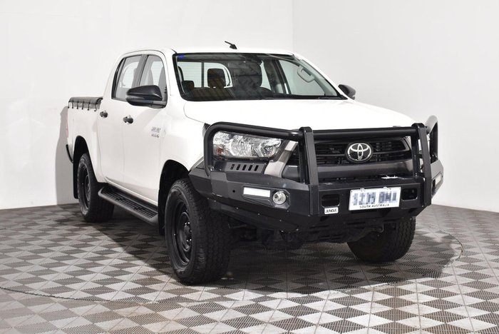 2020 Toyota Hilux SR