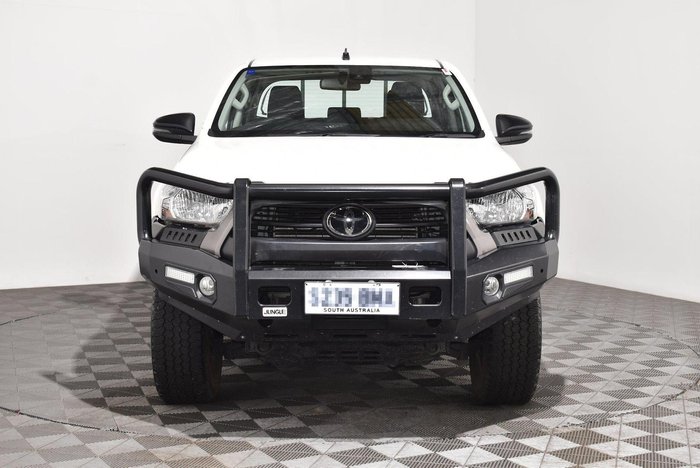 2020 Toyota Hilux SR