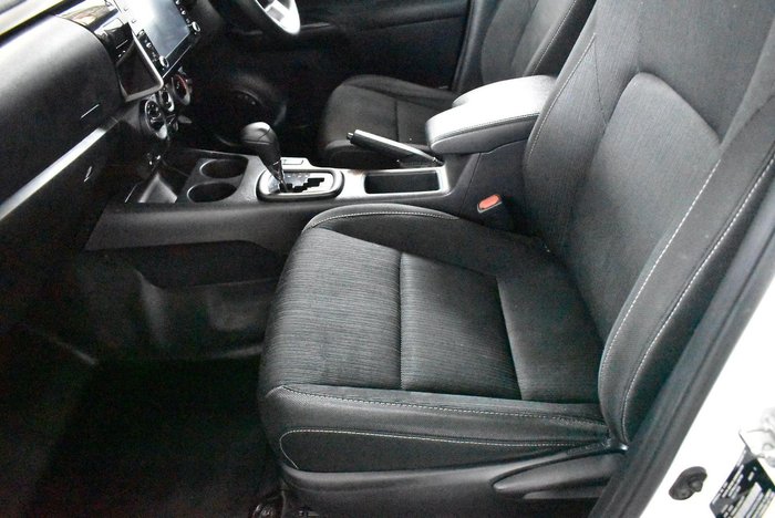 2020 Toyota Hilux SR