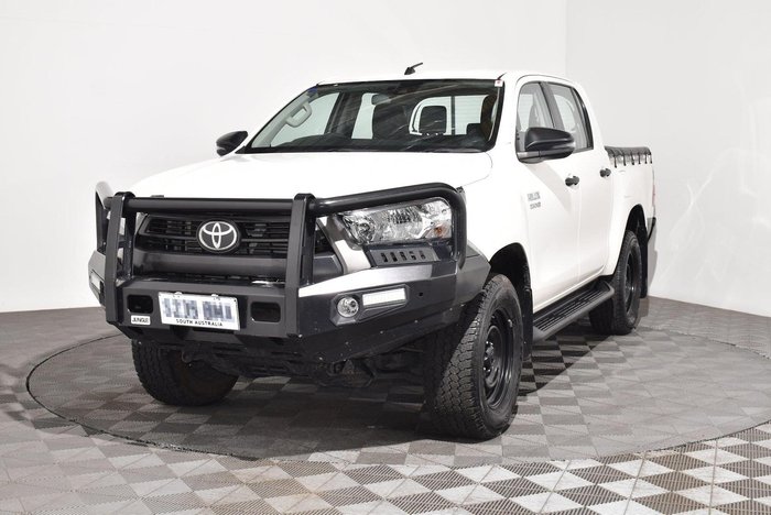 2020 Toyota Hilux SR