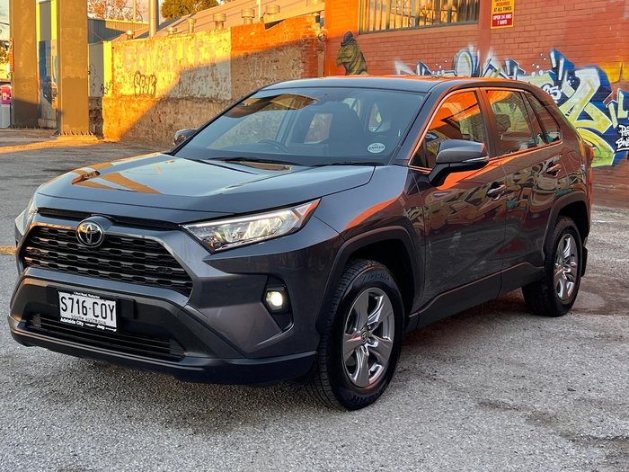 2022 Toyota RAV4 GX