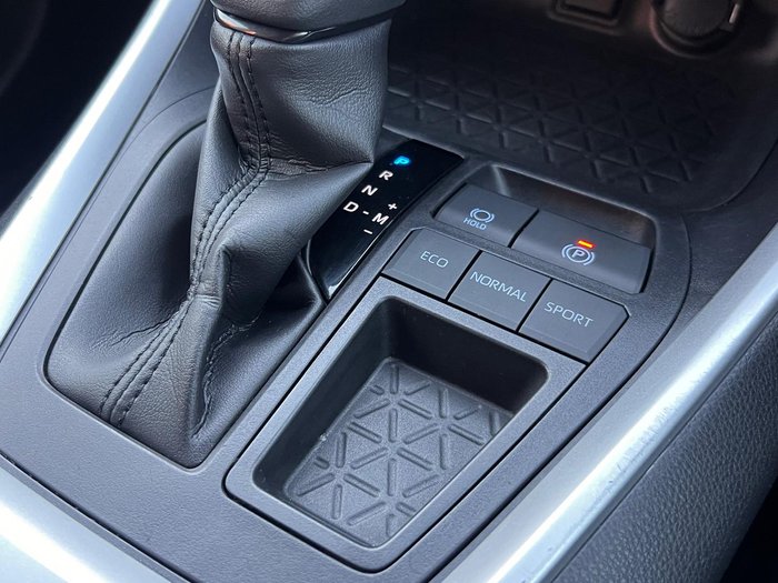 2022 Toyota RAV4 GX