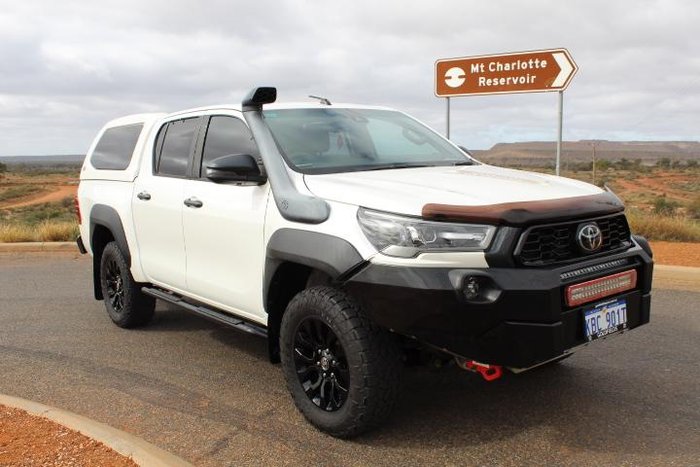 2020 Toyota Hilux Rugged X