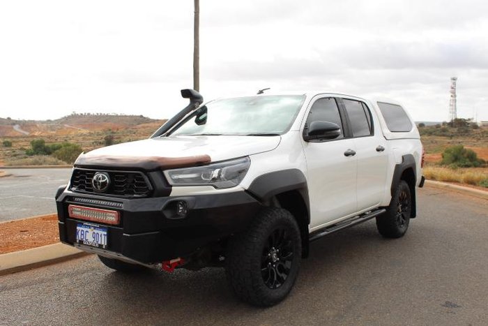 2020 Toyota Hilux Rugged X