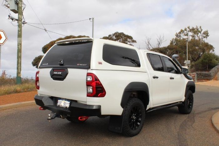 2020 Toyota Hilux Rugged X