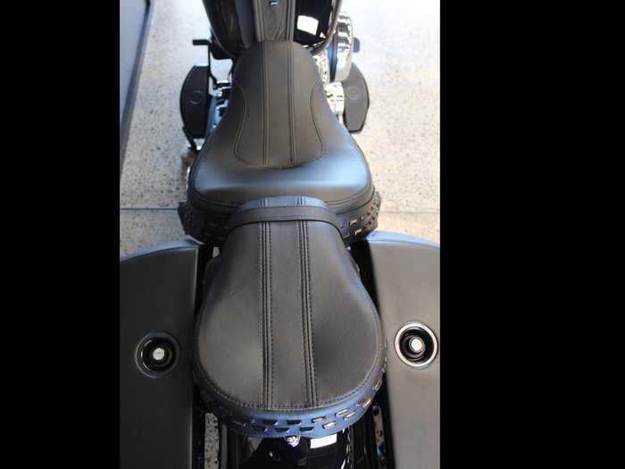 2025 Harley-davidson FLHC HERITAGE CLASSIC (117) WHISKEY FIRE