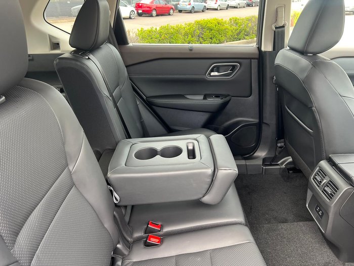 2025 Nissan X-TRAIL N-TREK