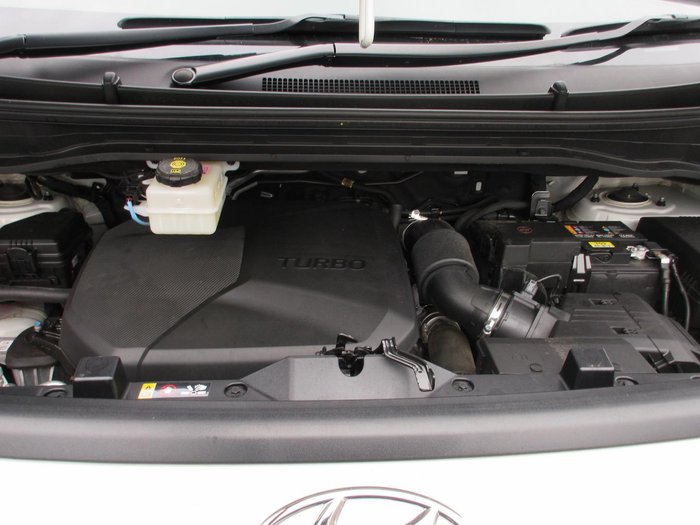 2024 Hyundai STARIA LOAD 