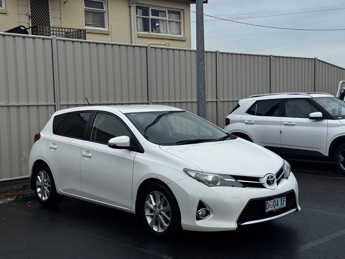 2014 Toyota Corolla Ascent Sport S-CVT