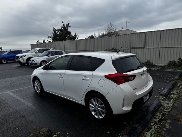2014 Toyota Corolla Ascent Sport S-CVT