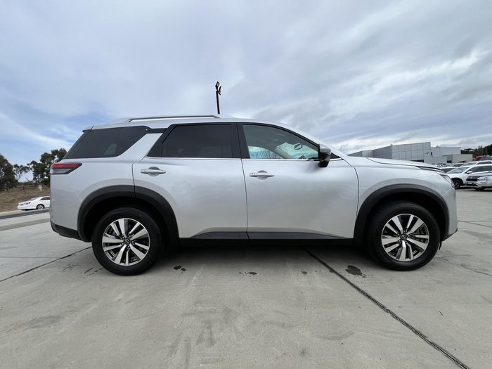 2022 Nissan Pathfinder Ti
