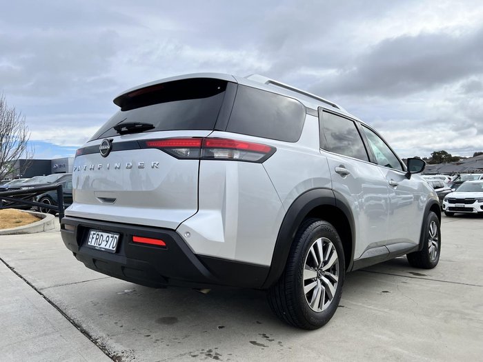 2022 Nissan Pathfinder Ti
