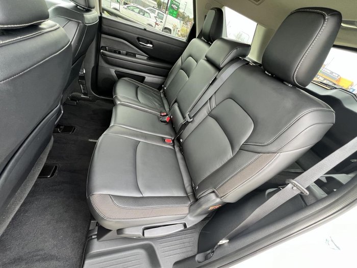 2022 Nissan Pathfinder Ti