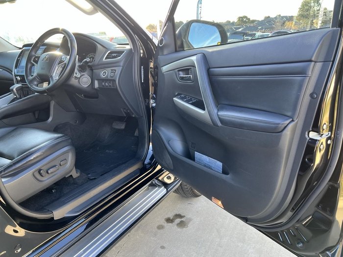 2022 Mitsubishi Pajero Sport GSR
