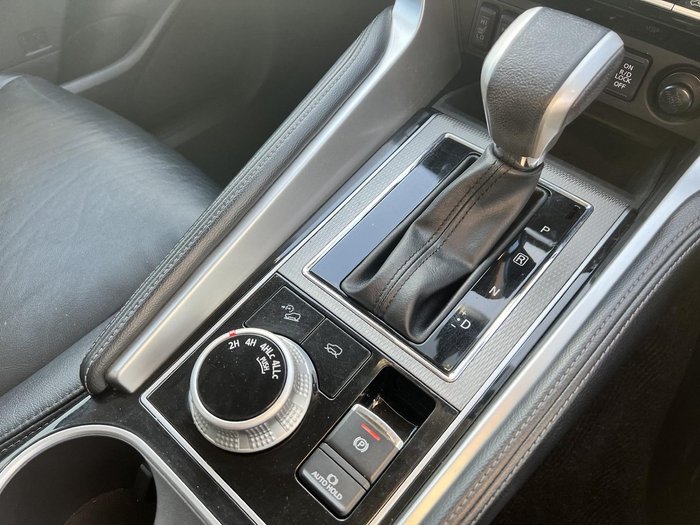 2022 Mitsubishi Pajero Sport GSR