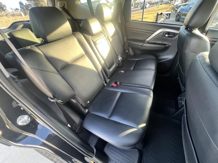 2022 Mitsubishi Pajero Sport GSR