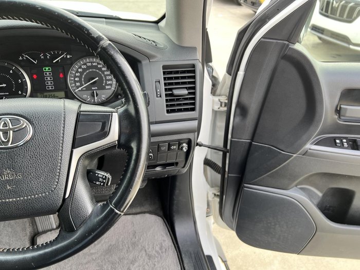 2017 Toyota Landcruiser GXL