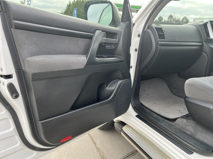 2017 Toyota Landcruiser GXL