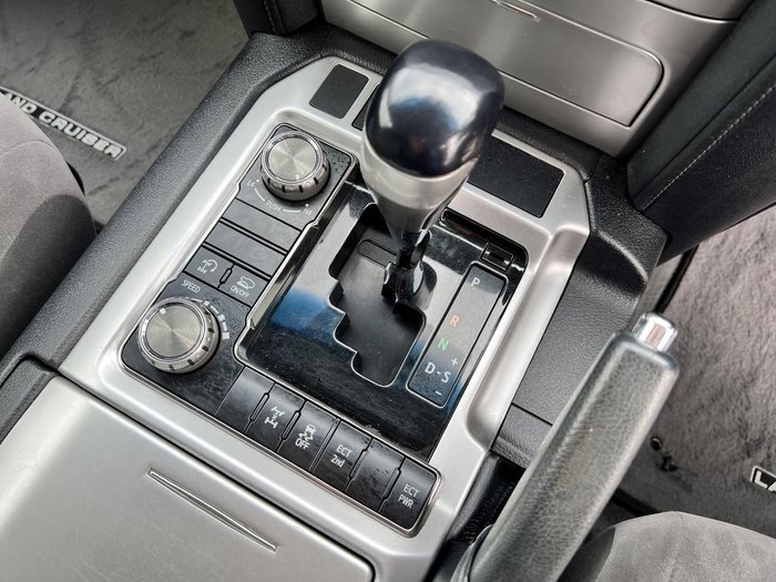 2017 Toyota Landcruiser GXL