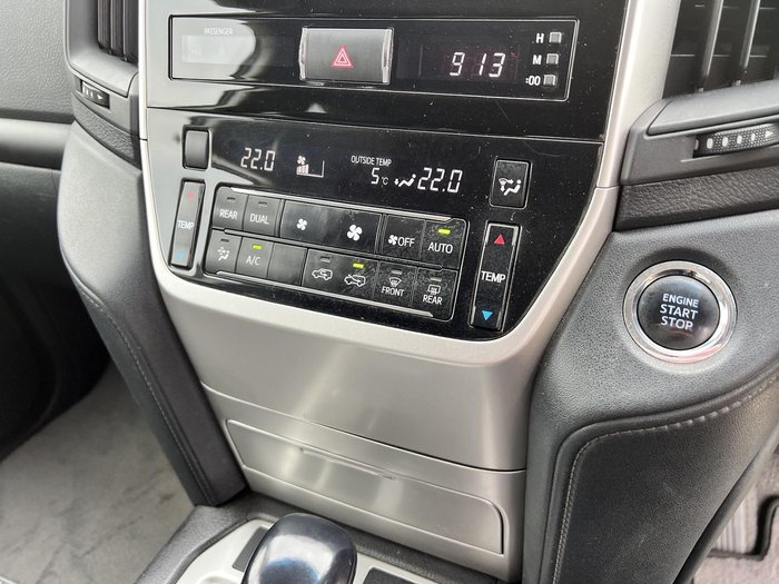 2017 Toyota Landcruiser GXL