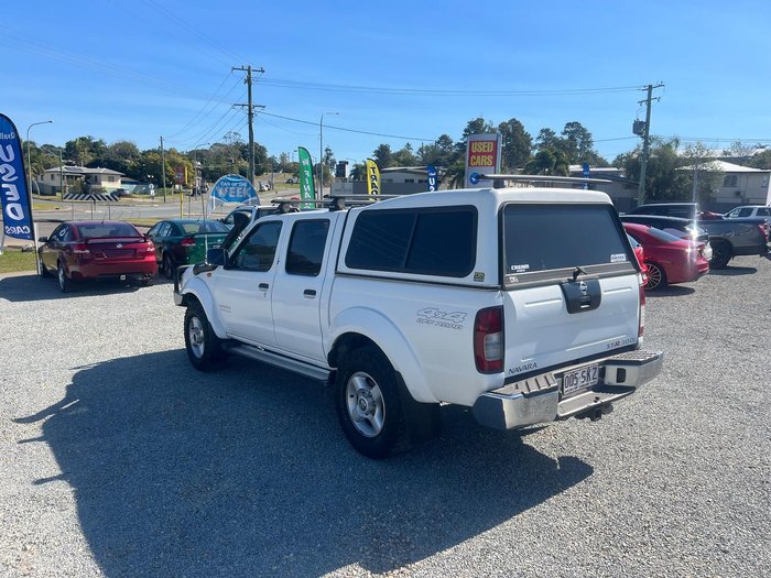 2005 Nissan Navara ST-R