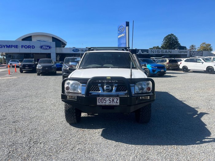 2005 Nissan Navara ST-R
