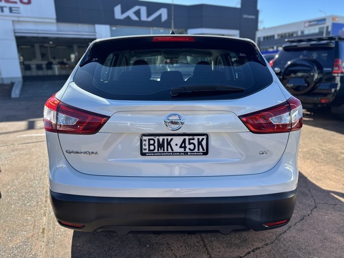 2016 Nissan QASHQAI ST