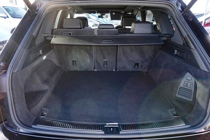 2022 Volkswagen Touareg 210TDI R-Line