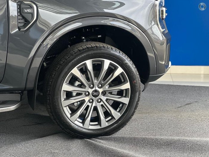 2025 Ford Everest Platinum