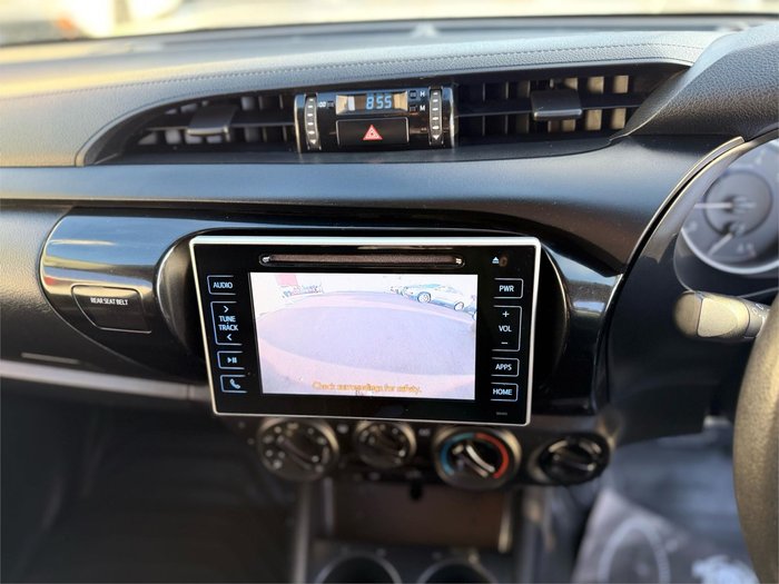 2019 Toyota Hilux SR