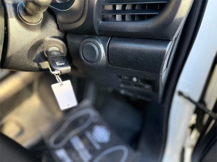 2019 Toyota Hilux SR