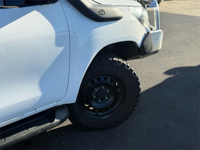 2019 Toyota Hilux SR