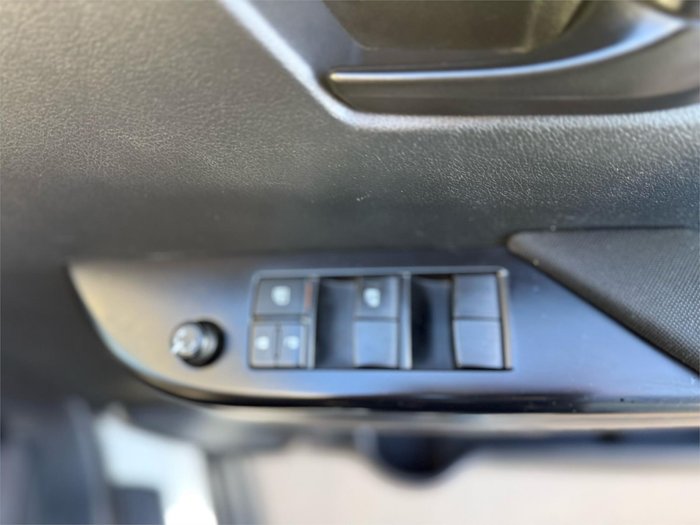 2019 Toyota Hilux SR