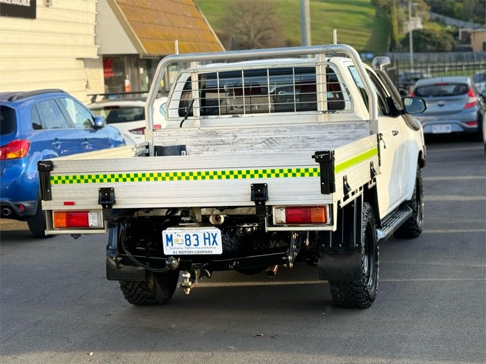 2019 Toyota Hilux SR