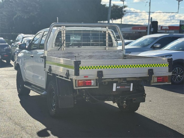 2019 Toyota Hilux SR