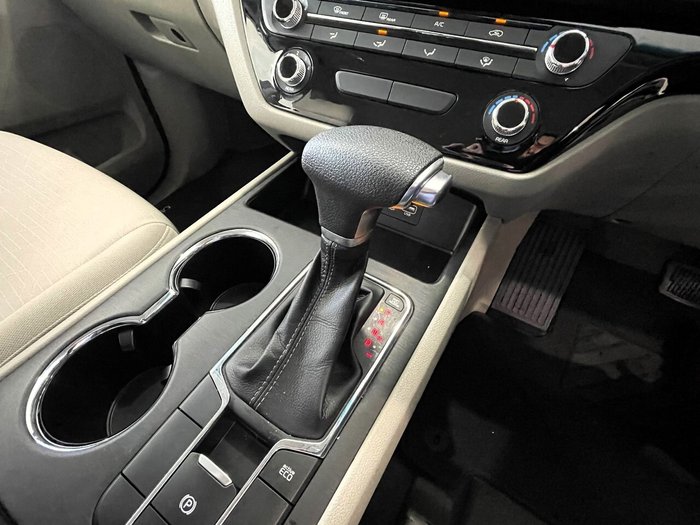 2018 Kia Carnival S