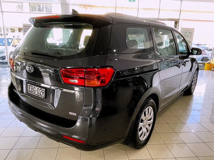 2018 Kia Carnival S