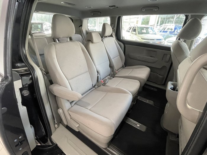 2018 Kia Carnival S