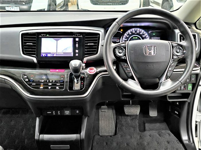 2018 Honda Odyssey VTi-L 5th Gen MY18 Platinum White