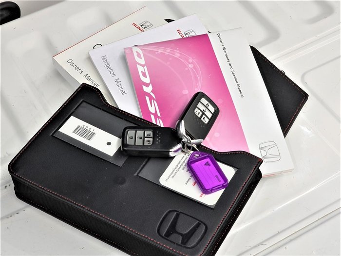 2018 Honda Odyssey VTi-L 5th Gen MY18 Platinum White