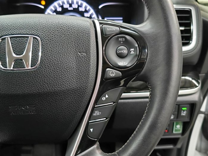 2018 Honda Odyssey VTi-L 5th Gen MY18 Platinum White