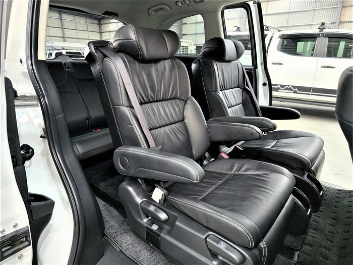 2018 Honda Odyssey VTi-L 5th Gen MY18 Platinum White