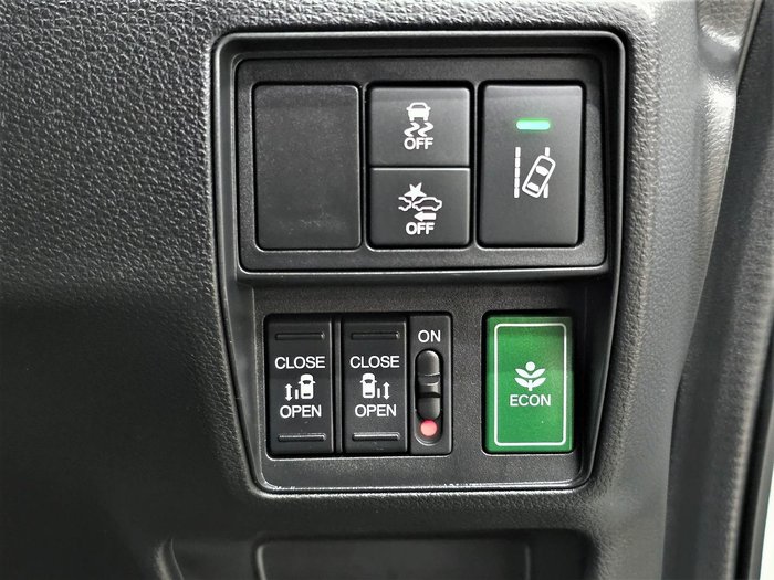 2018 Honda Odyssey VTi-L 5th Gen MY18 Platinum White