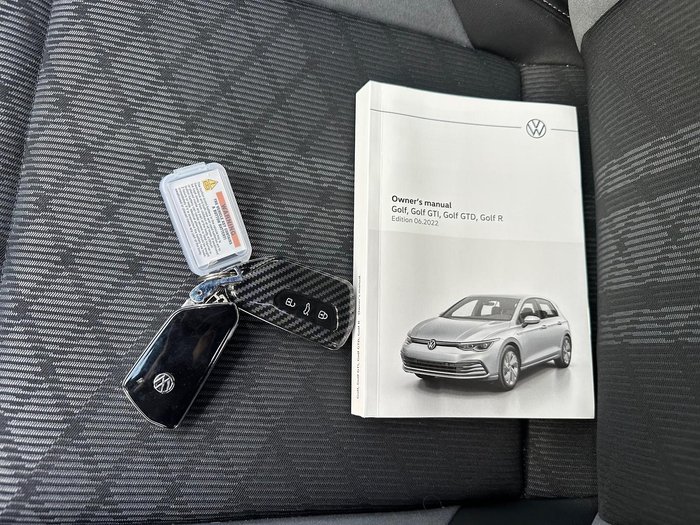 2022 Volkswagen Golf 110TSI R-Line